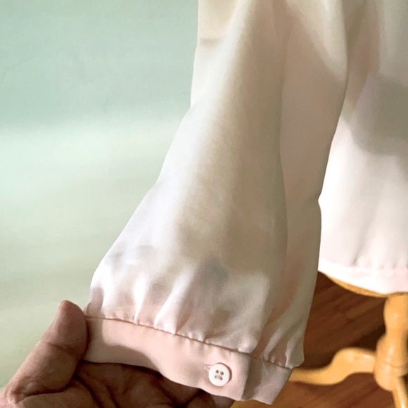 🎉 HOST PICK 🎉 NWOT  French Connection Baby Pink Chiffon Blouse, Size 10 - Picture 6 of 16